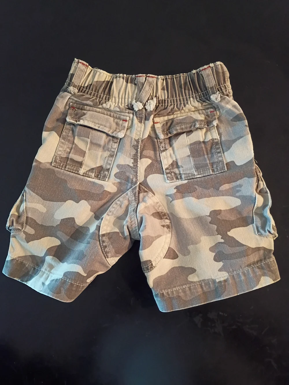 GAP Toddler Boys Camo Cargo Shorts Grey Camouflage Elastic Waist 18-24 Months